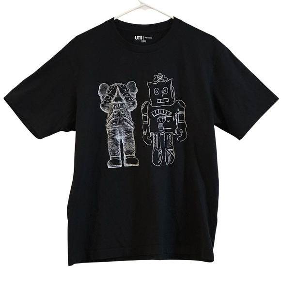 KAWS x Uniqlo Warhol UT Graphic T-shirt
Black Size Large - Picture 1 of 11